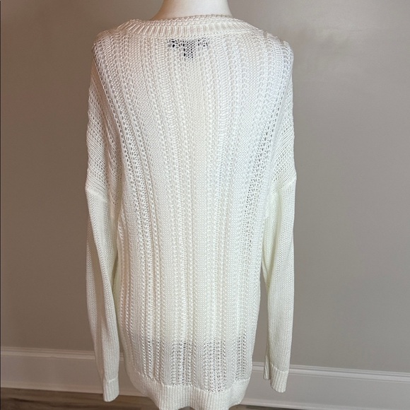 Banana Republic Women's Cream V-Neck Sweater size XL - Picture 8 of 11